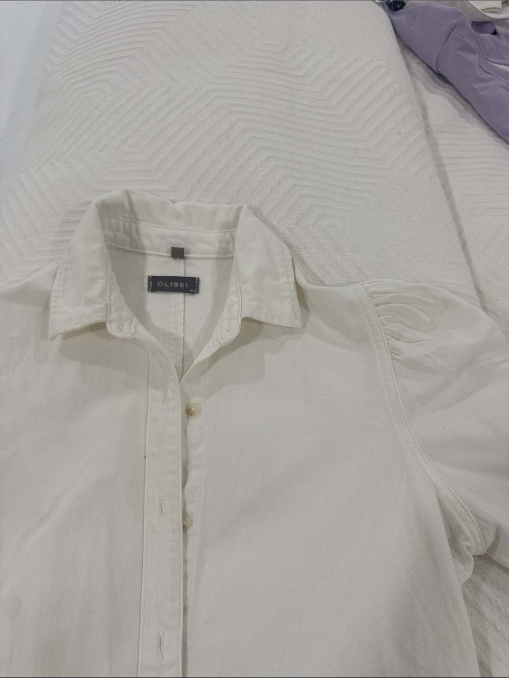 DL1961 Women's Cream Button-Down Shirt